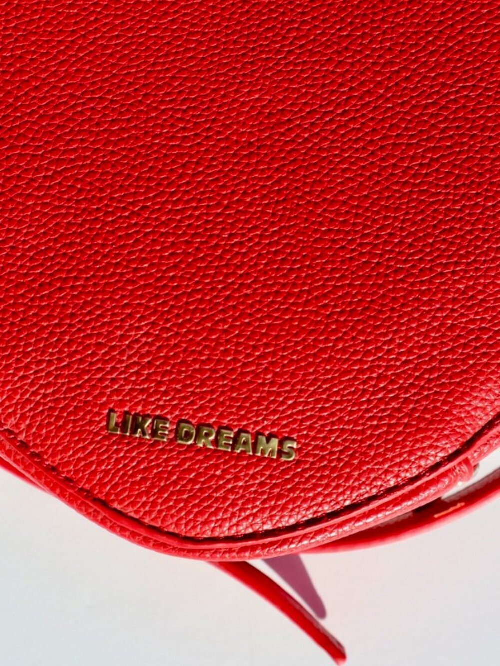 NWT Like Dreams Red Heart Crossbody Bag - Picture 7 of 8
